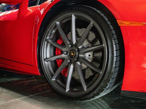 Used 2017 Lamborghini Huracan LP 580-2 image 19