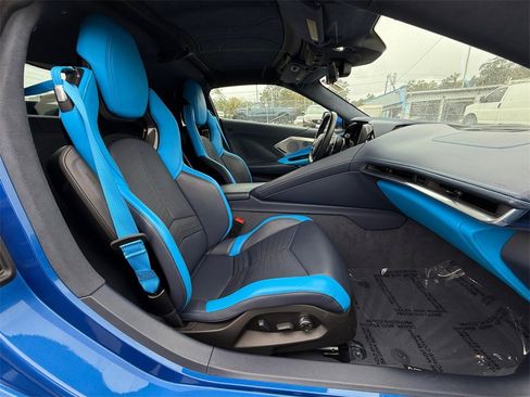 Used 2021 Chevrolet Corvette Stingray Premium Cpe w/ Z51 Performance Package image 23