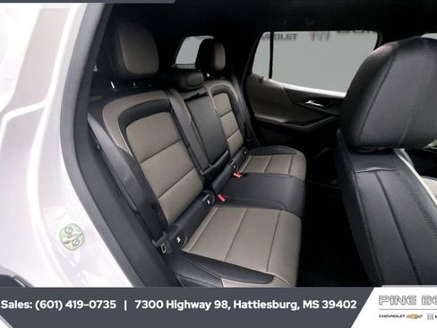 New 2026 Chevrolet Equinox LT FWD image 20