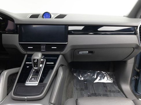 Used 2019 Porsche Cayenne image 20