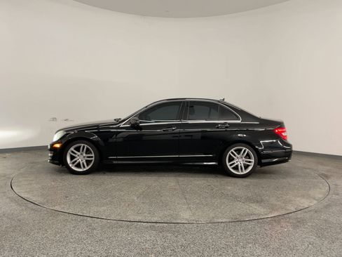 Used 2013 Mercedes-Benz C 250 C 250 Sport image 2