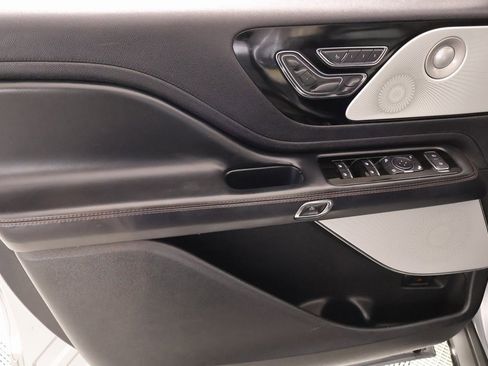 Used 2020 Lincoln Aviator Reserve w/ Equipment Group 202A image 18