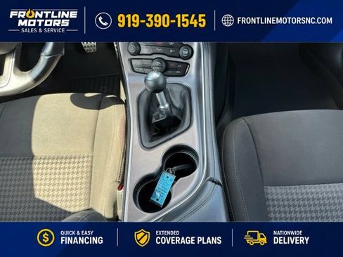 Used 2019 Dodge Challenger R/T RWD image 18