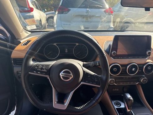 Used 2023 Nissan Sentra SV w/ SV Premium Package image 18