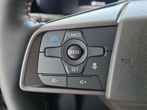 New 2026 Nissan Sentra SR FWD image 29
