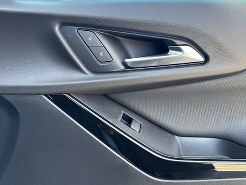 New 2027 Chevrolet Equinox LT FWD image 26