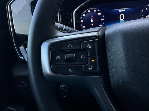 Used 2025 Chevrolet Silverado 1500 LT image 33