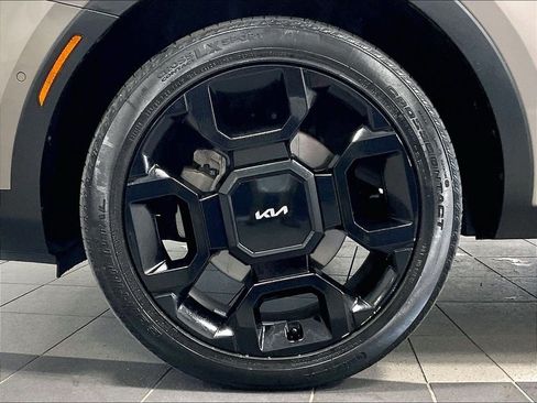 Used 2024 Kia Sorento SX Prestige w/ Sage Leather Package AWD/4WD image 7