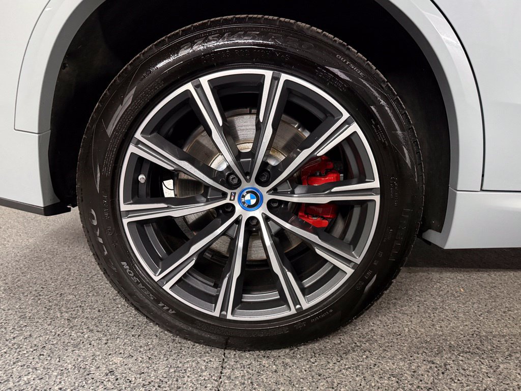 Used 2024 BMW X5 xDrive50e w/ M Sport Package AWD/4WD image 9