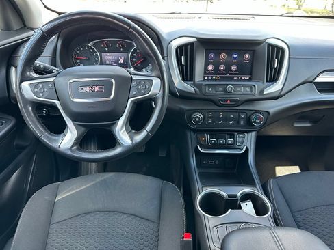 Used 2021 GMC Terrain SLE FWD image 4