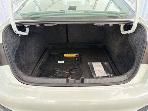 New 2026 Volkswagen Jetta SE image 32