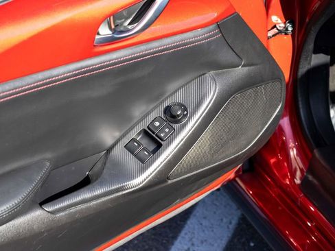 Used 2016 MAZDA MX-5 Miata Grand Touring image 21