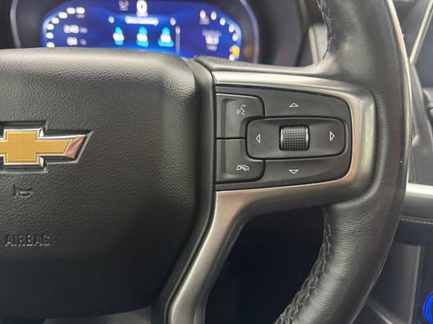 Used 2022 Chevrolet Suburban Premier w/ Premium Package image 23