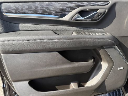 Used 2023 GMC Yukon Denali image 18