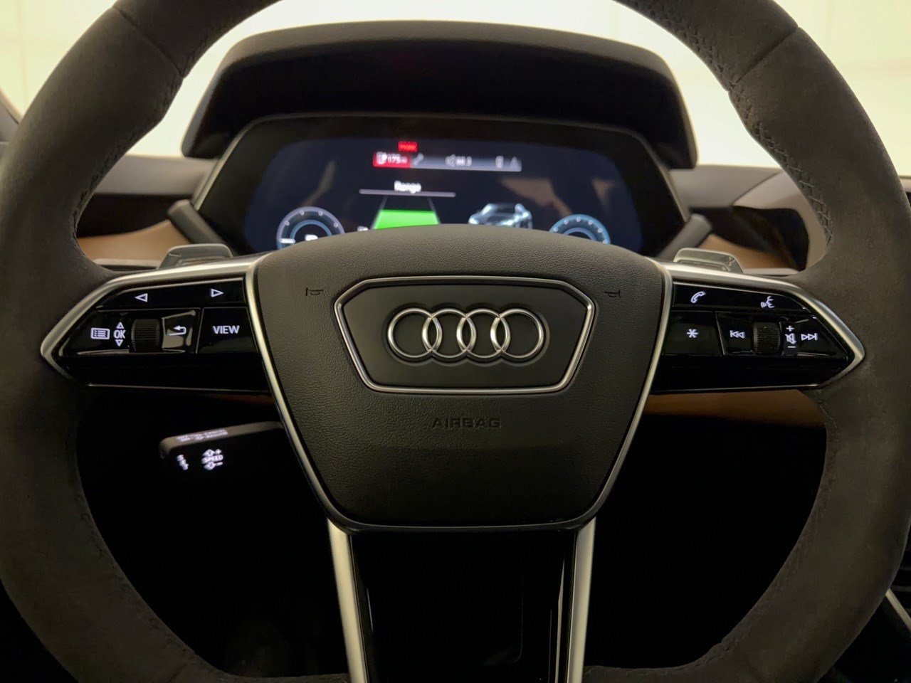 Used 2023 Audi e-tron GT Premium Plus AWD/4WD image 10