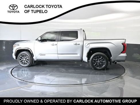 Used 2025 Toyota Tundra Platinum AWD/4WD image 9