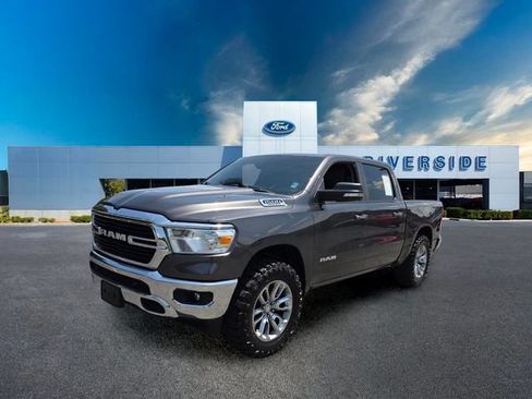 Used 2020 RAM 1500 Big Horn AWD/4WD image 3