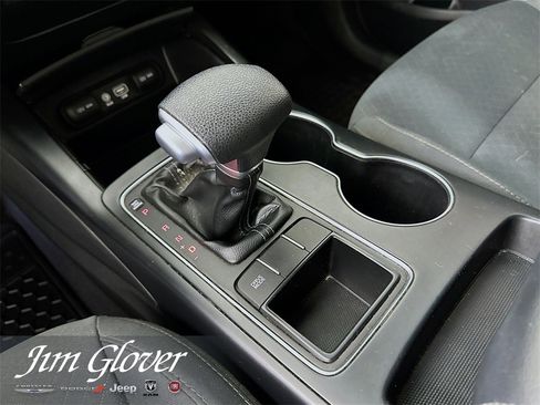 Used 2020 Kia Sorento LX image 36