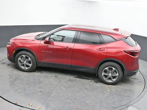 Used 2025 Chevrolet Blazer LT image 40