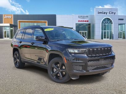 Used 2023 Jeep Grand Cherokee L Laredo