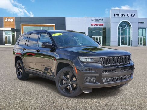 Used 2023 Jeep Grand Cherokee L Laredo AWD/4WD image 1
