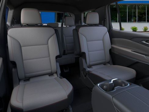 New 2026 Chevrolet Traverse LT w/ Driver Confidence Package AWD/4WD image 17