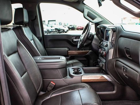 Used 2020 Chevrolet Silverado 1500 LT Trail Boss image 39