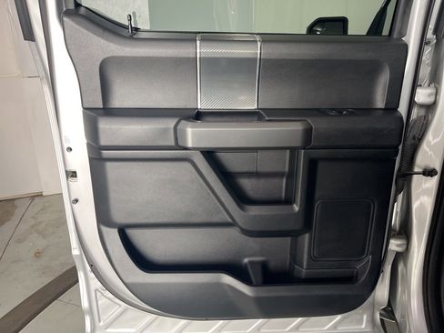 Used 2018 Ford F150 XLT w/ Equipment Group 302A Luxury AWD/4WD image 27