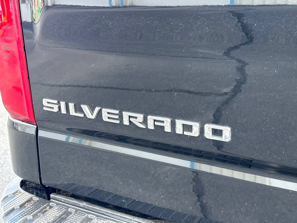 Used 2021 Chevrolet Silverado 1500 LT w/ All Star Edition Plus AWD/4WD image 9
