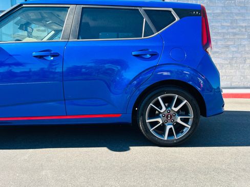 Used 2020 Kia Soul GT-Line w/ GT 2.0L Power Sunroof Package FWD image 27
