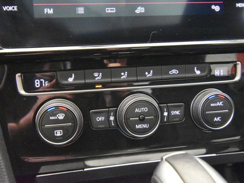 Used 2020 Volkswagen GTI Autobahn image 19