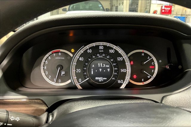Used 2017 Honda Accord Touring image 13