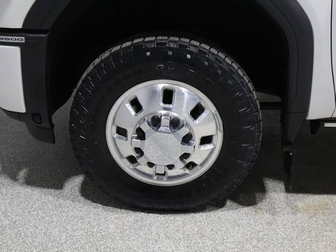 Used 2024 GMC Sierra 3500 Denali w/ Denali Reserve Package AWD/4WD image 8