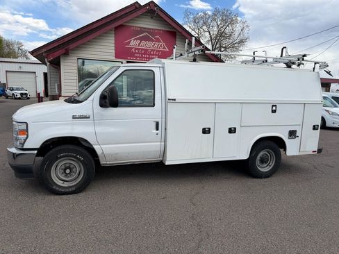 Used 2021 Ford E-350 and Econoline 350 Super Duty w/ Power Windows & Locks Group image 5