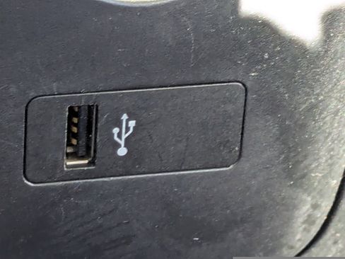 Used 2019 MINI Cooper S w/ Premium Package image 27