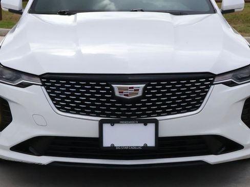 Used 2024 Cadillac CT4 Luxury image 8