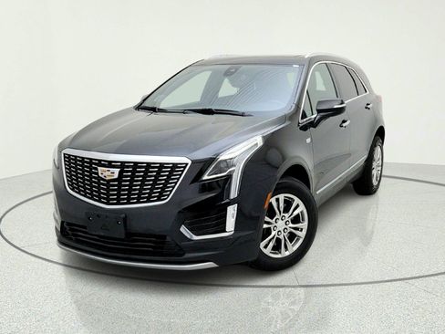 Used 2020 Cadillac XT5 Premium Luxury FWD image 2