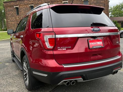 Used 2019 Ford Explorer Platinum AWD/4WD image 7