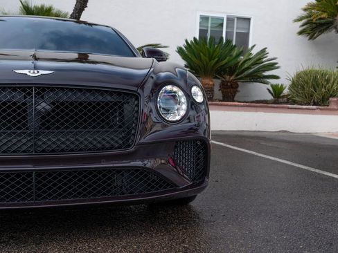 Used 2024 Bentley Continental GT image 10