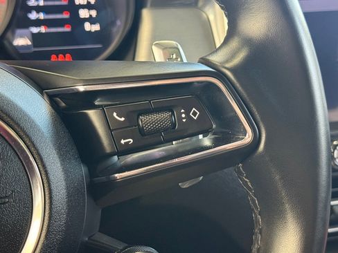 Used 2022 Porsche Macan S image 20