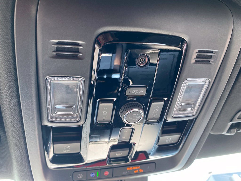 Used 2026 GMC Yukon XL Denali w/ Sun & Power Step Package AWD/4WD image 22