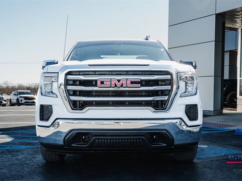 Used 2022 GMC Sierra 1500 SLE image 7