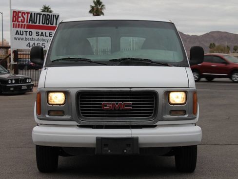 Used 1998 GMC Savana 2500 image 2