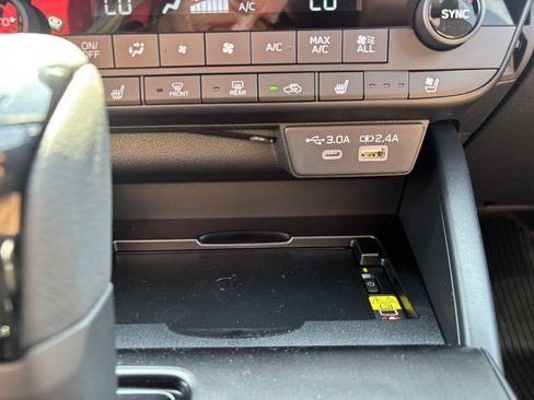 New 2026 Subaru Outback Touring AWD/4WD image 25