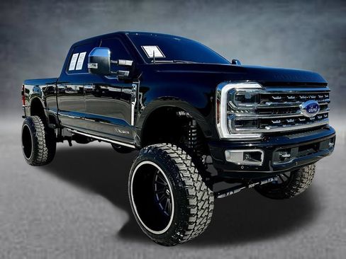 Used 2024 Ford F250 Platinum w/ FX4 Off-Road Package AWD/4WD image 37