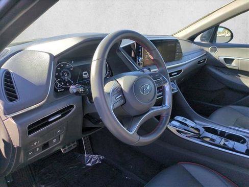 Used 2023 Hyundai Sonata SEL Plus w/ Preferred Accessory Package image 10