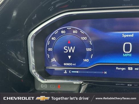 Used 2023 Chevrolet Silverado 1500 LT AWD/4WD image 7