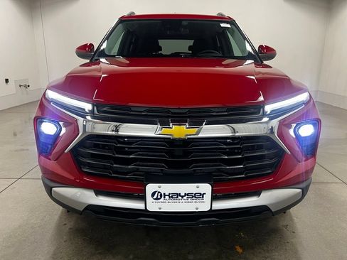 New 2026 Chevrolet TrailBlazer LT w/ LT Cold Weather Package FWD image 8