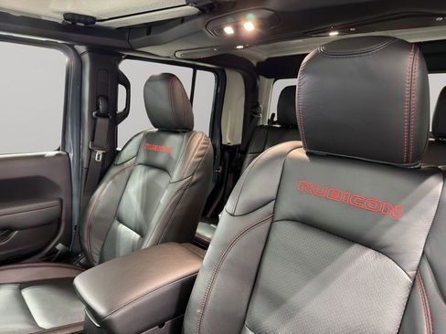 New 2026 Jeep Gladiator Rubicon w/ Steel Bumper Group image 4