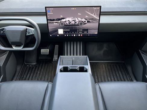 Used 2024 Tesla Cybertruck Cyberbeast image 30